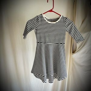 GIRLS BLK/WHITE STRIPED DRESS 6X